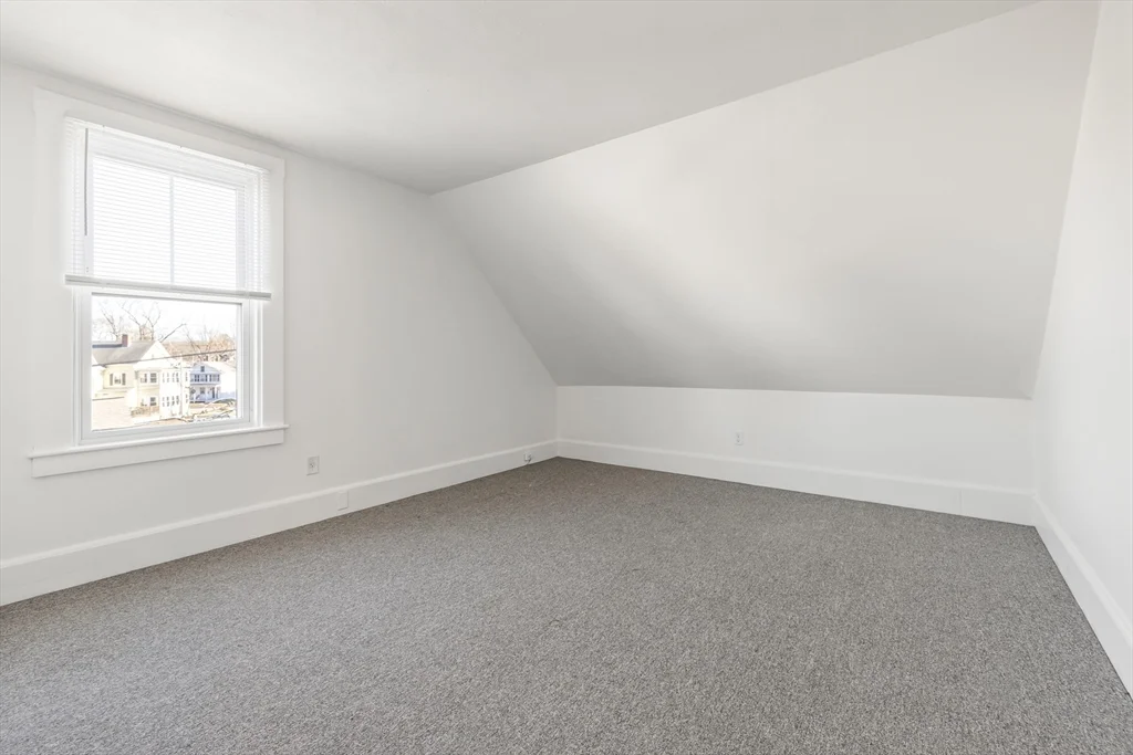 3 bed, 2 bath apartment for rent at 33 Pearl St Unit 2, Natick — photo 15 of 27