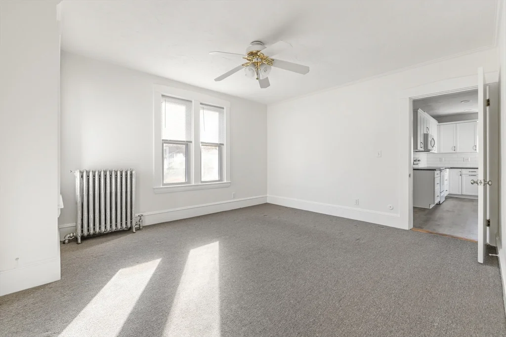 3 bed, 2 bath apartment for rent at 33 Pearl St Unit 2, Natick — photo 5 of 27