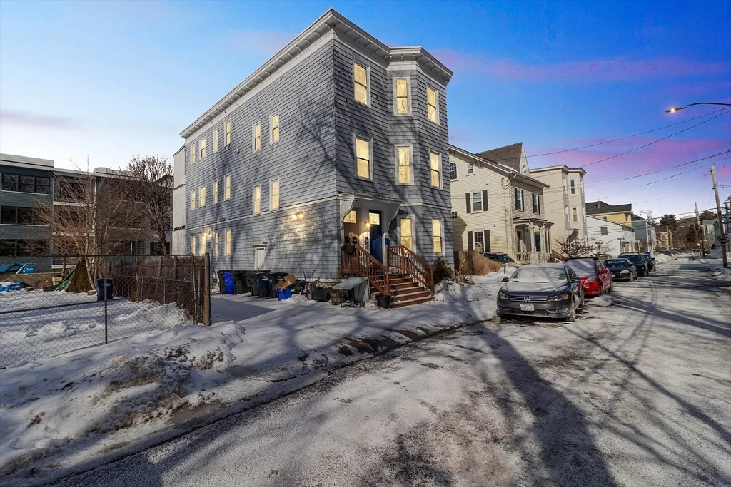 3 bed, 1 bath apartment for rent at 33 Plainfield St Unit 2, Jamaica Plain — photo 21 of 21