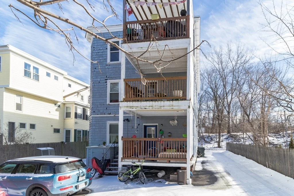 3 bed, 1 bath apartment for rent at 33 Plainfield St Unit 2, Jamaica Plain — photo 20 of 21