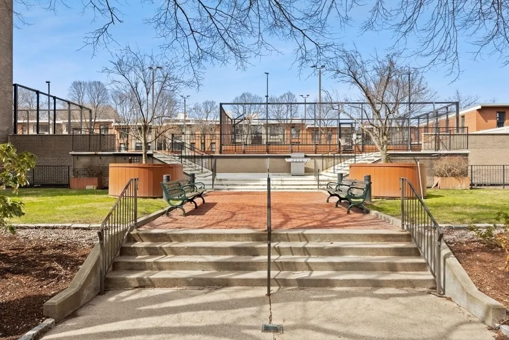 1 bed, 1 bath apartment for rent at 33 Pond Ave Unit 1010, Longwood — photo 12 of 20