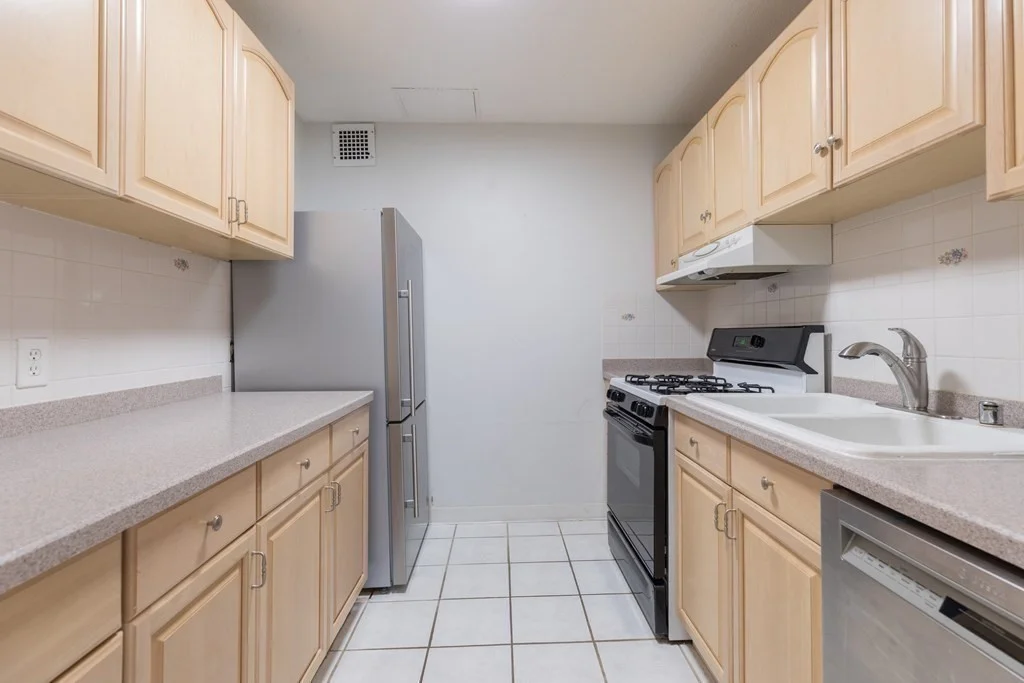 2 bed, 2 bath apartment for rent at 33 Pond Ave Unit 1203, Longwood — photo 1 of 21
