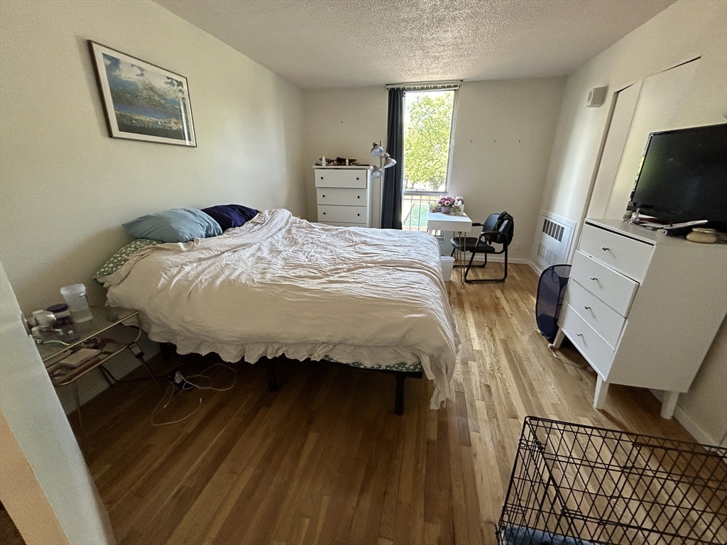 1 bed, 1 bath apartment for rent at 33 Pond Ave Unit 320, Brookline Village — photo 12 of 21