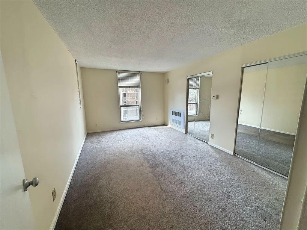 1 bed, 1 bath apartment for rent at 33 Pond Ave Unit 608, Brookline Village — photo 4 of 15