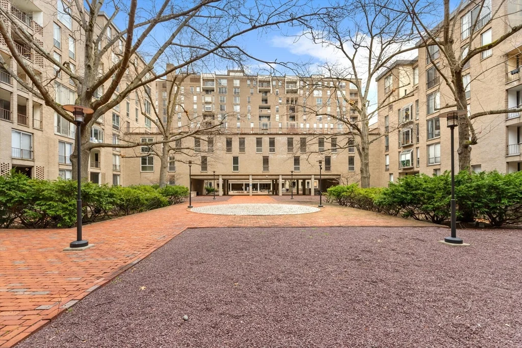 1 bed, 1 bath apartment for rent at 33 Pond Ave Unit 612, Coolidge Corner — photo 10 of 18