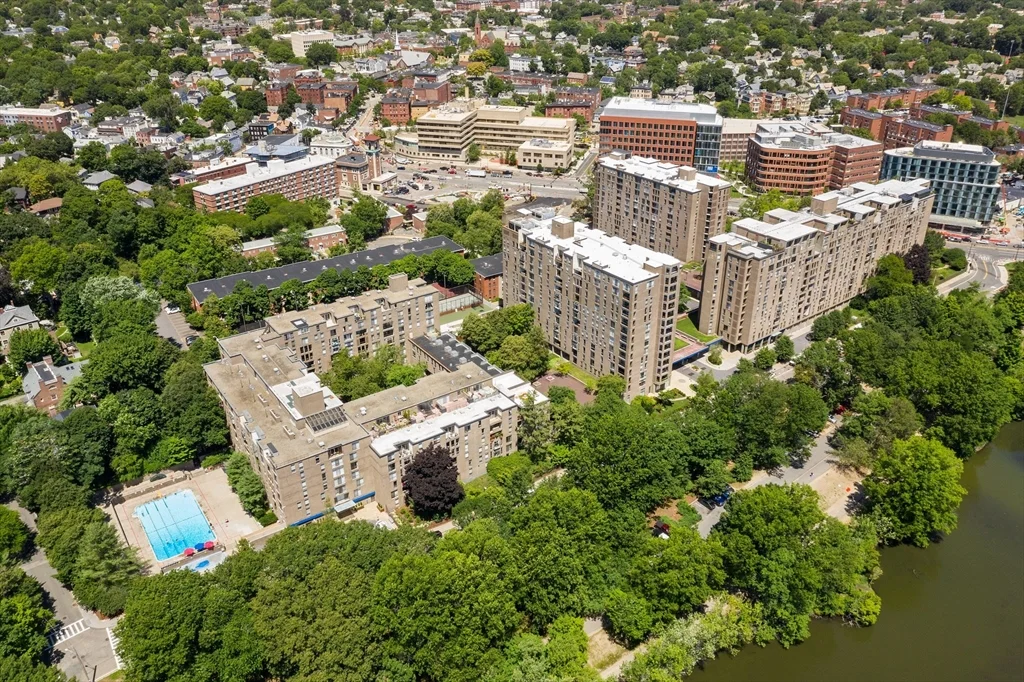 1 bed, 1 bath apartment for rent at 33 Pond Ave Unit 612, Coolidge Corner — photo 16 of 18