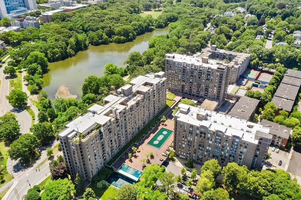 1 bed, 1 bath apartment for rent at 33 Pond Ave Unit 612, Coolidge Corner — photo 17 of 18