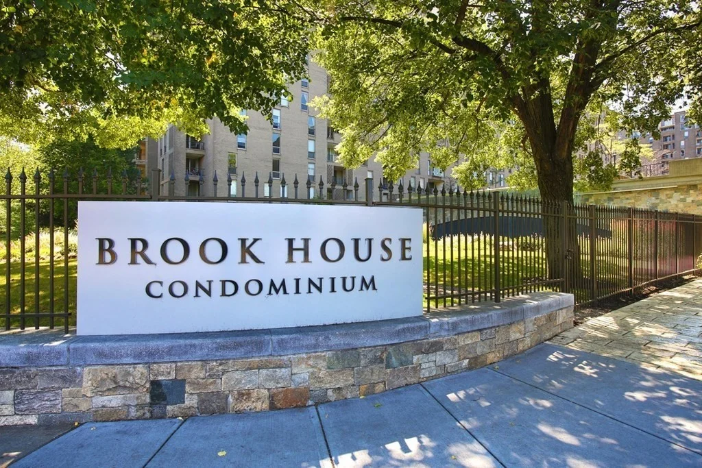 1 bed, 1 bath apartment for rent at 33 Pond Ave Unit 613, Brookline Village — photo 1 of 15