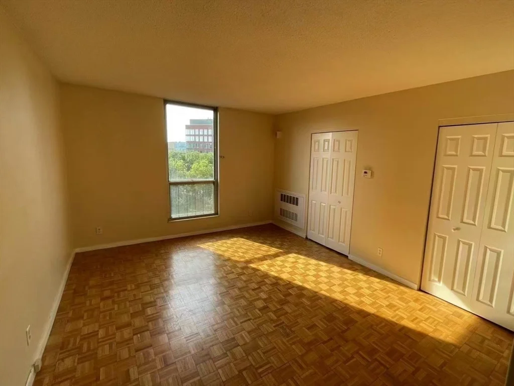 1 bed, 1 bath apartment for rent at 33 Pond Ave Unit 714, Coolidge Corner — photo 8 of 29