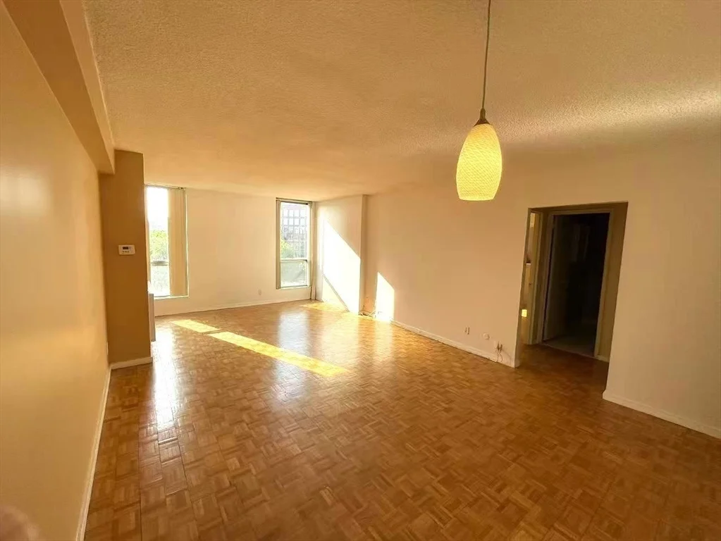 1 bed, 1 bath apartment for rent at 33 Pond Ave Unit 714, Coolidge Corner — photo 7 of 29