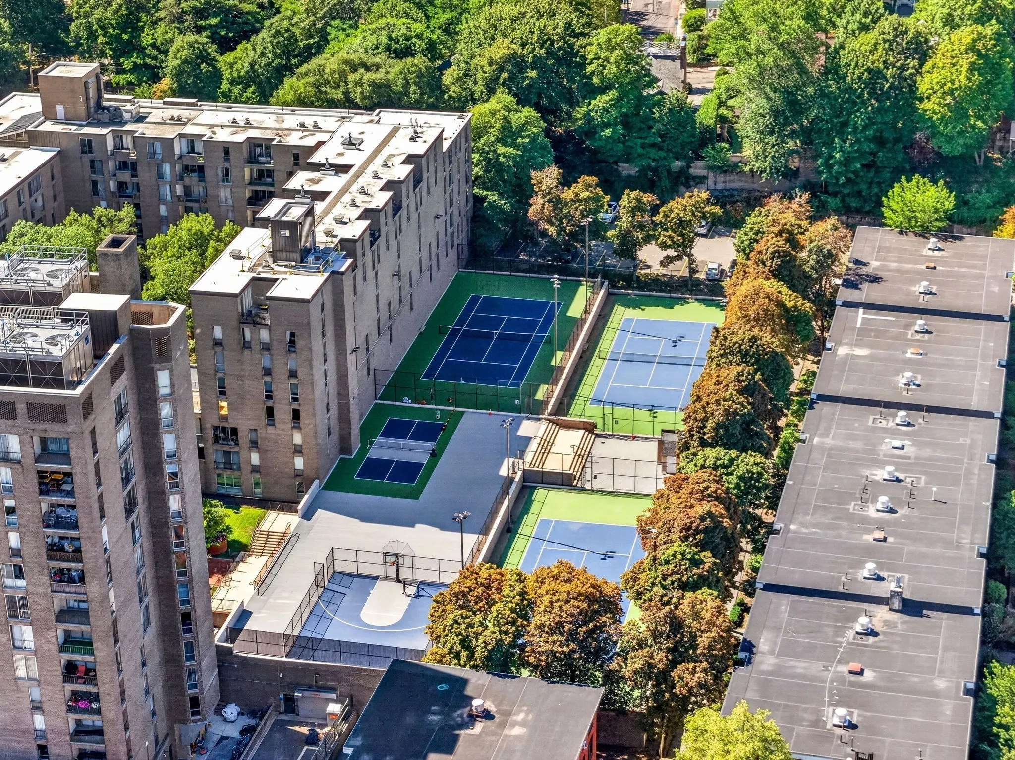 2 bed, 2 bath apartment for rent at 33 Pond Unit 1005, Coolidge Corner — photo 11 of 12