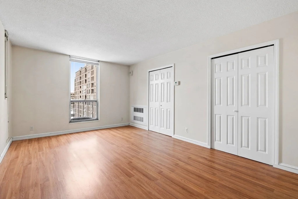 1 bed, 1 bath apartment for rent at 33 Pond Unit 704, Brookline Village — photo 5 of 7
