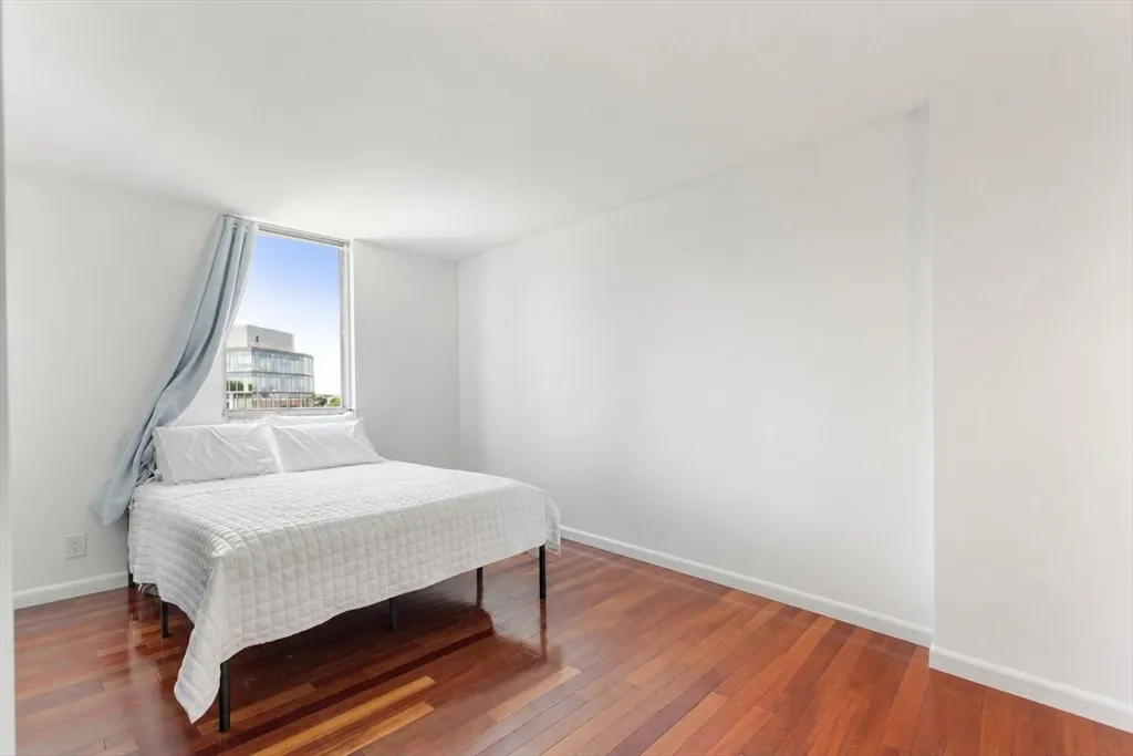 2 bed, 2 bath apartment for rent at 33 Pond Unit 924, Coolidge Corner — photo 14 of 29