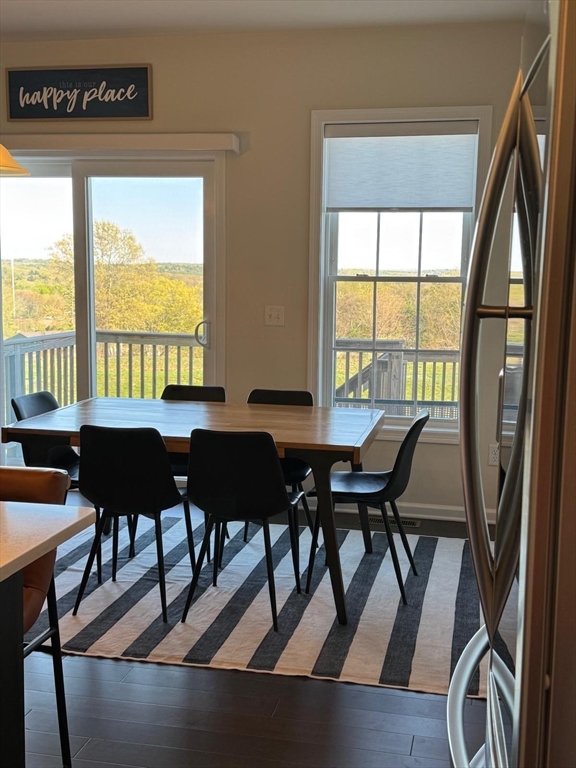 3 bed, 2 bath apartment for rent at 33 Poplar Ln Unit 33, Hopkinton — photo 5 of 23