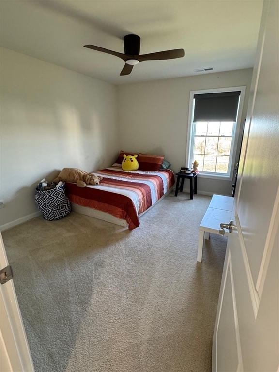 3 bed, 2 bath apartment for rent at 33 Poplar Ln Unit 33, Hopkinton — photo 18 of 23