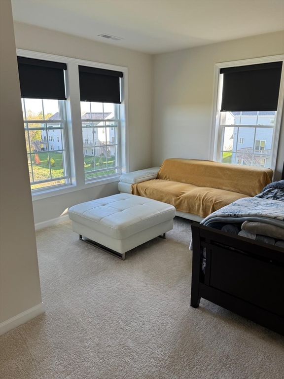 3 bed, 2 bath apartment for rent at 33 Poplar Ln Unit 33, Hopkinton — photo 16 of 23