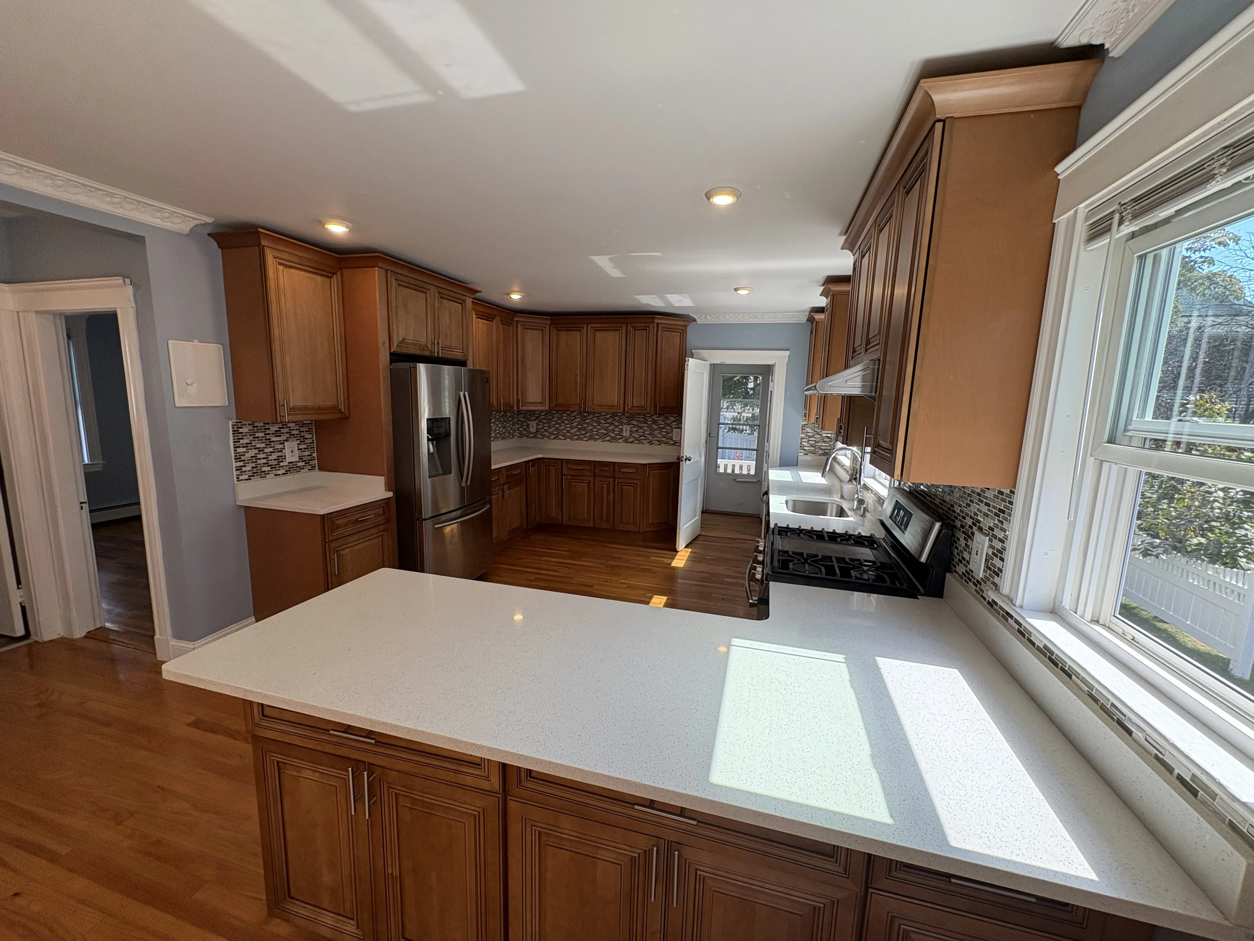 2 bed, 1 bath apartment for rent at 33 Prentiss St , Unit 1st Fl, Watertown — photo 9 of 36
