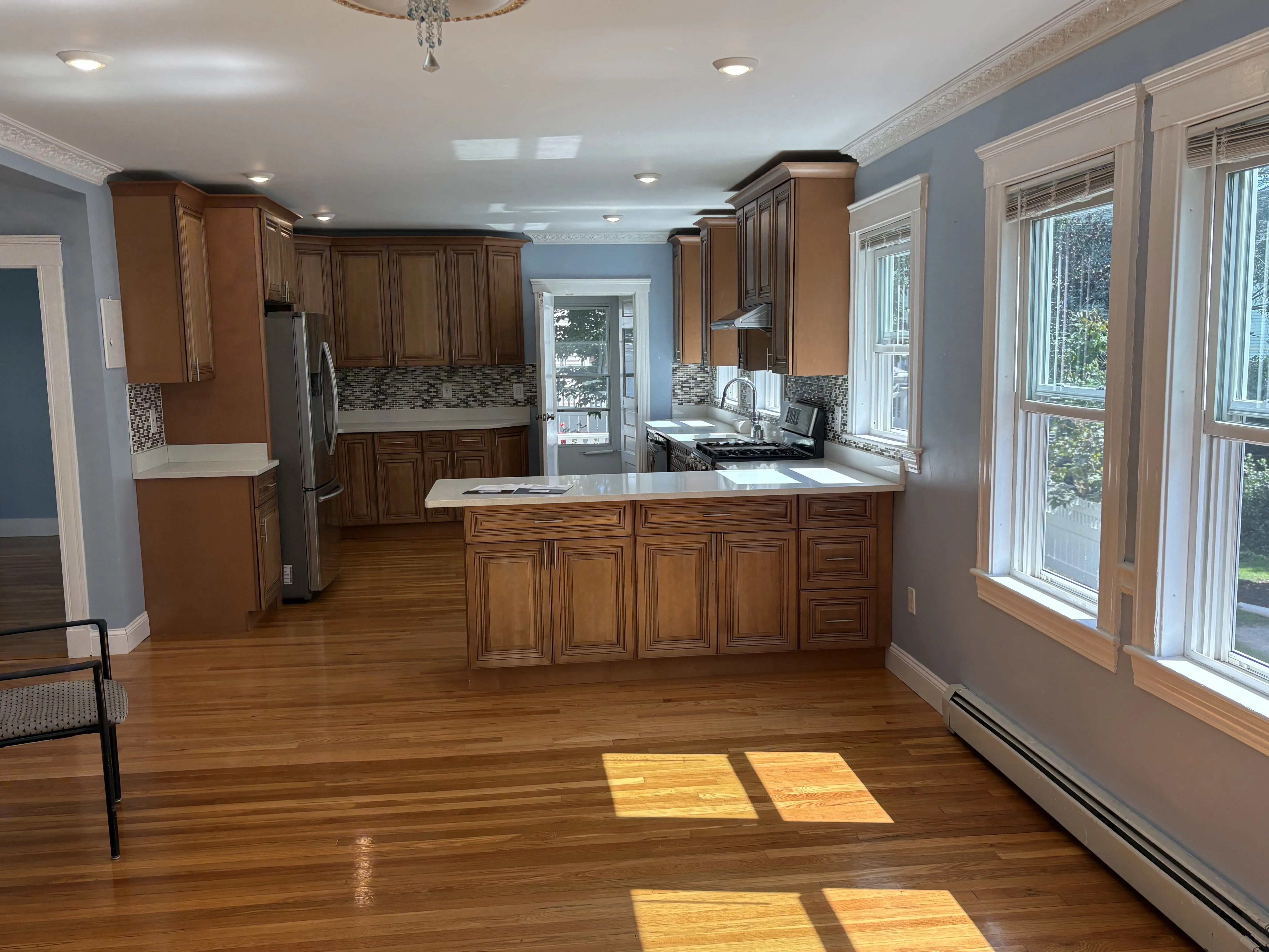 2 bed, 1 bath apartment for rent at 33 Prentiss St , Unit 1st Fl, Watertown — photo 2 of 36