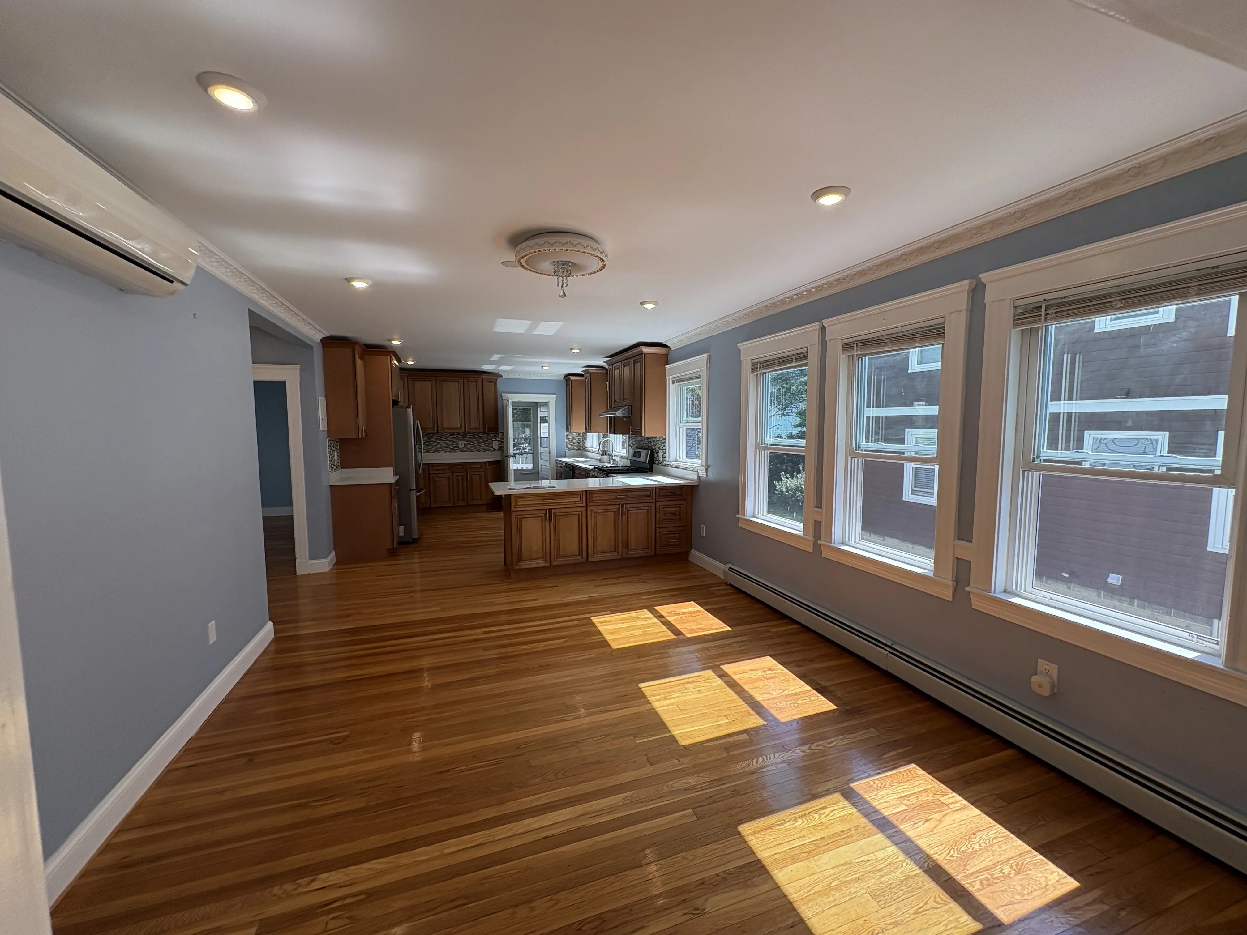 2 bed, 1 bath apartment for rent at 33 Prentiss St , Unit 1st Fl, Watertown — photo 14 of 36