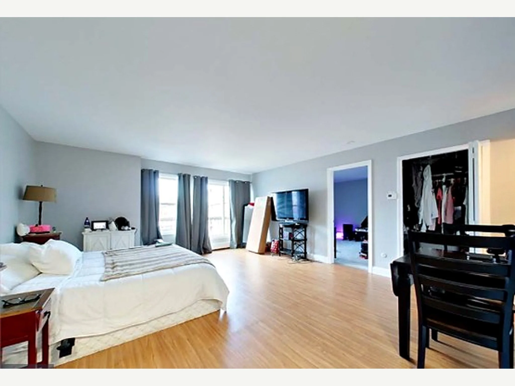 2 bed, 1 bath apartment for rent at 33 Prospect St Unit 301, Fall River — photo 6 of 16