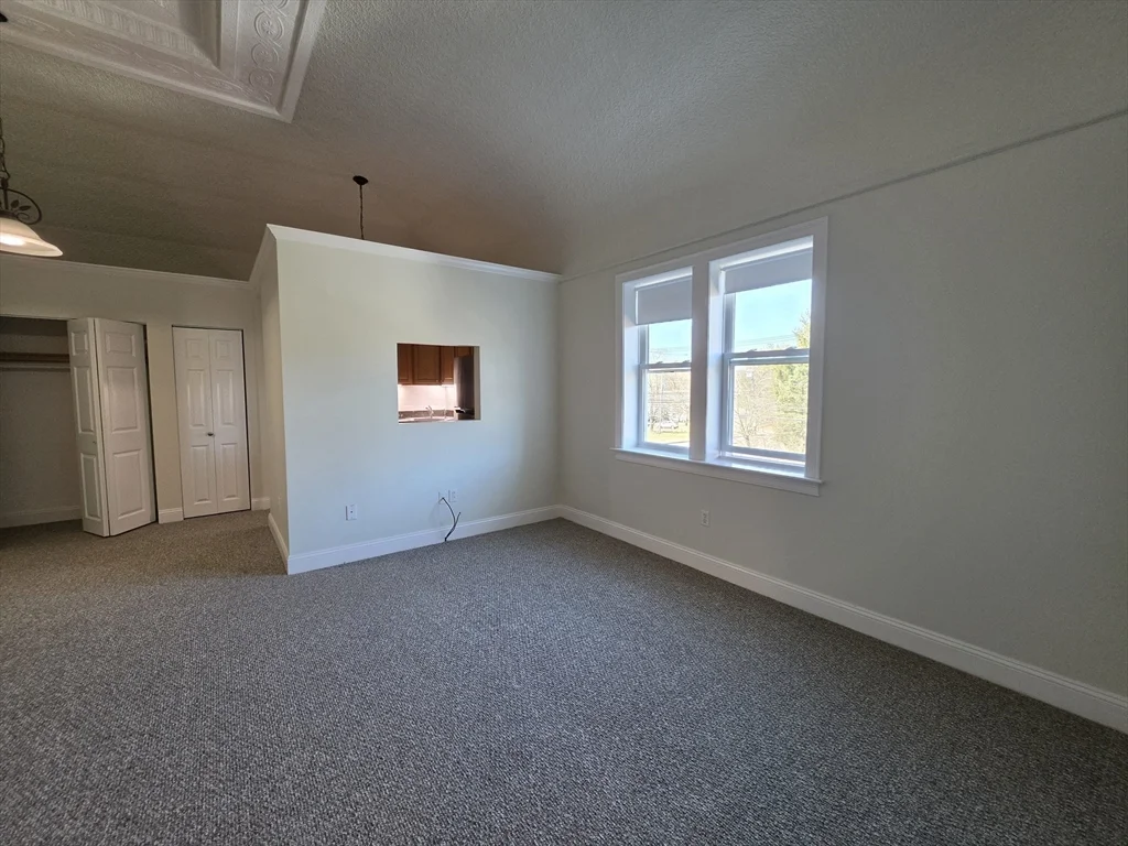 1 bed, 1 bath apartment for rent at 33 Randolph St Unit 10, Abington — photo 4 of 13