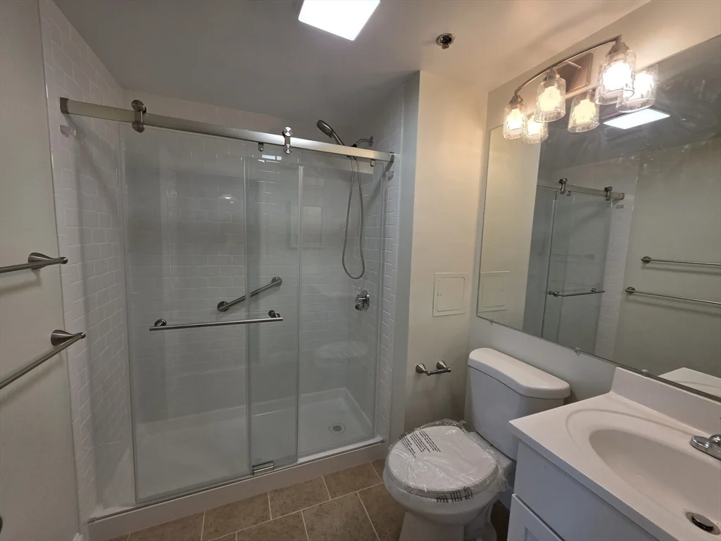 1 bed, 1 bath apartment for rent at 33 Randolph St Unit 10, Abington — photo 11 of 13