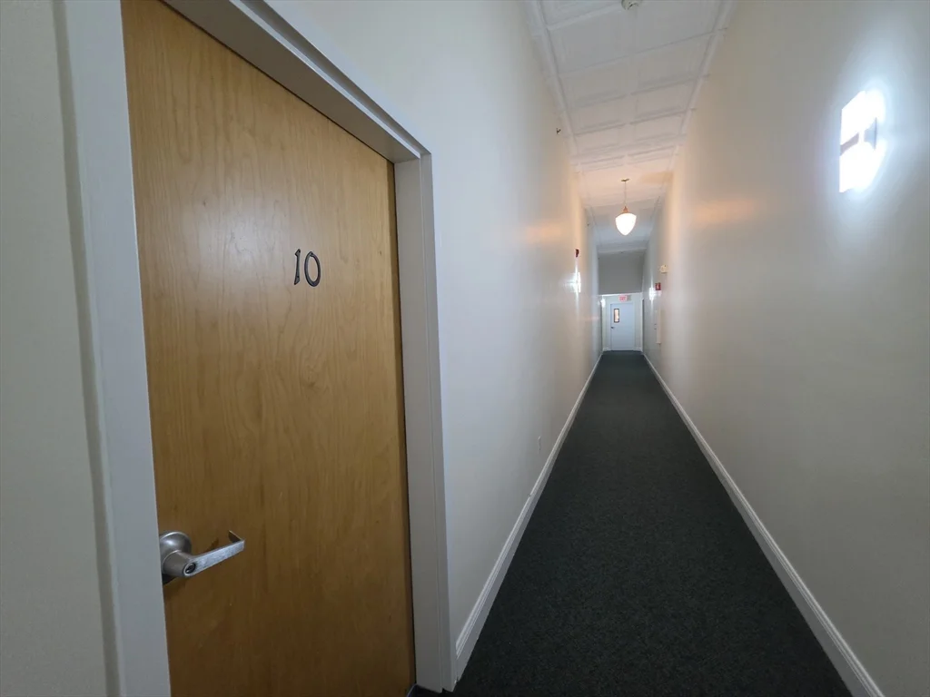 1 bed, 1 bath apartment for rent at 33 Randolph St Unit 10, Abington — photo 12 of 13