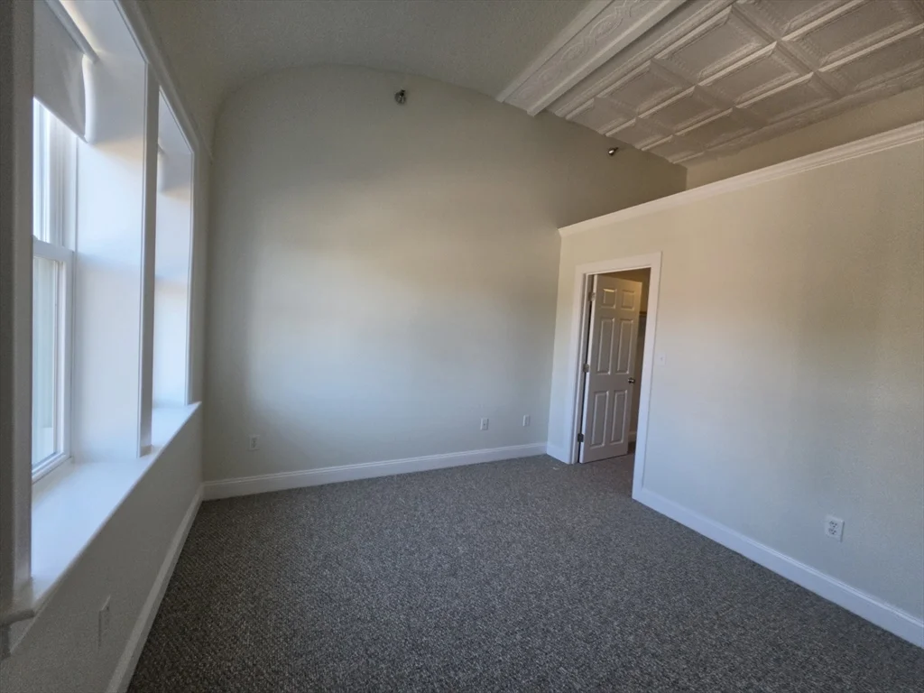 1 bed, 1 bath apartment for rent at 33 Randolph St Unit 10, Abington — photo 9 of 13