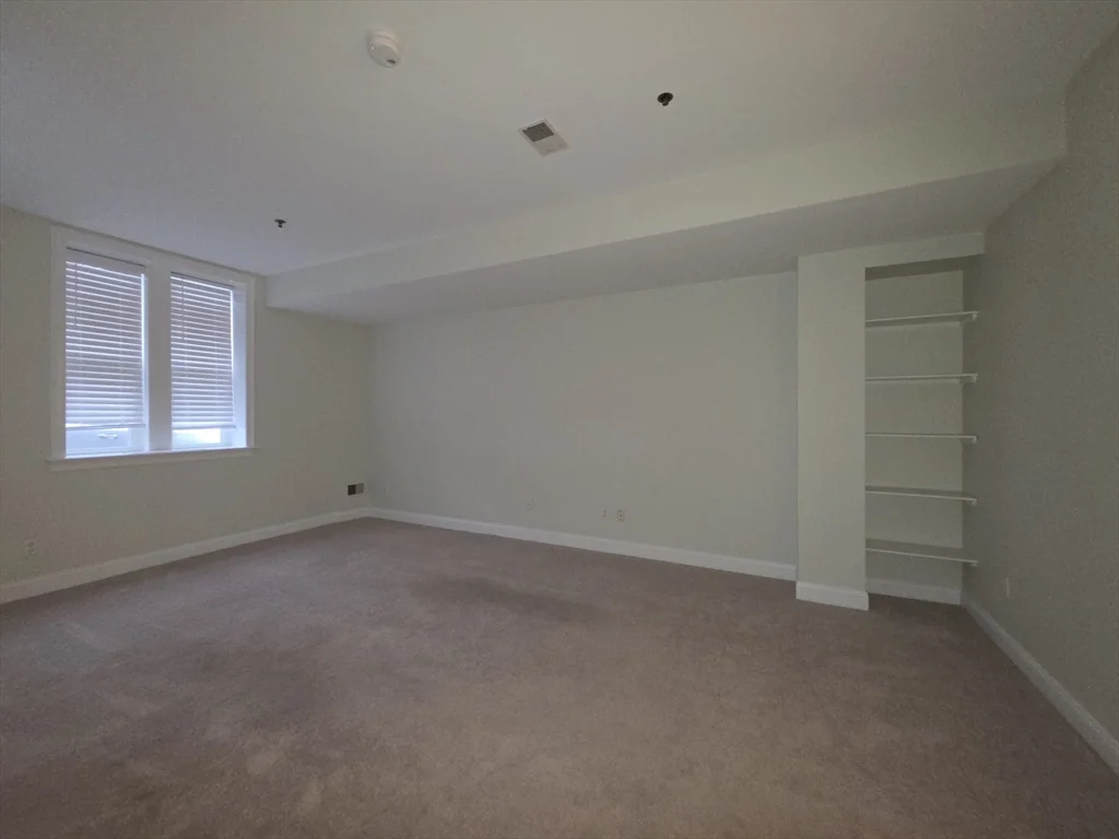 2 bed, 1 bath apartment for rent at 33 Randolph St Unit 17, Abington — photo 7 of 16