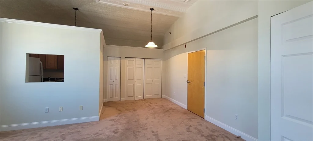 1 bed, 1 bath apartment for rent at 33 Randolph St Unit 9, Abington — photo 9 of 17