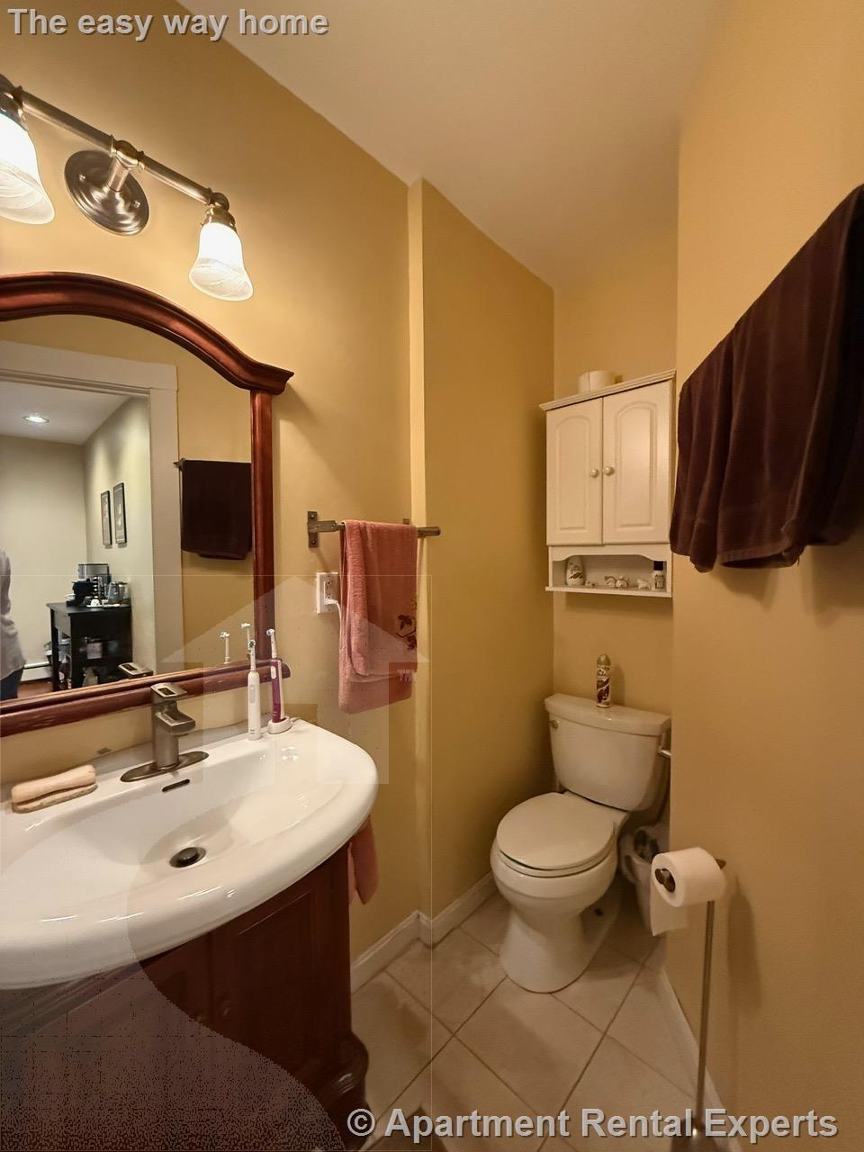 2 bed, 1 bath apartment for rent at 33 Regent St, Porter Square — photo 10 of 19