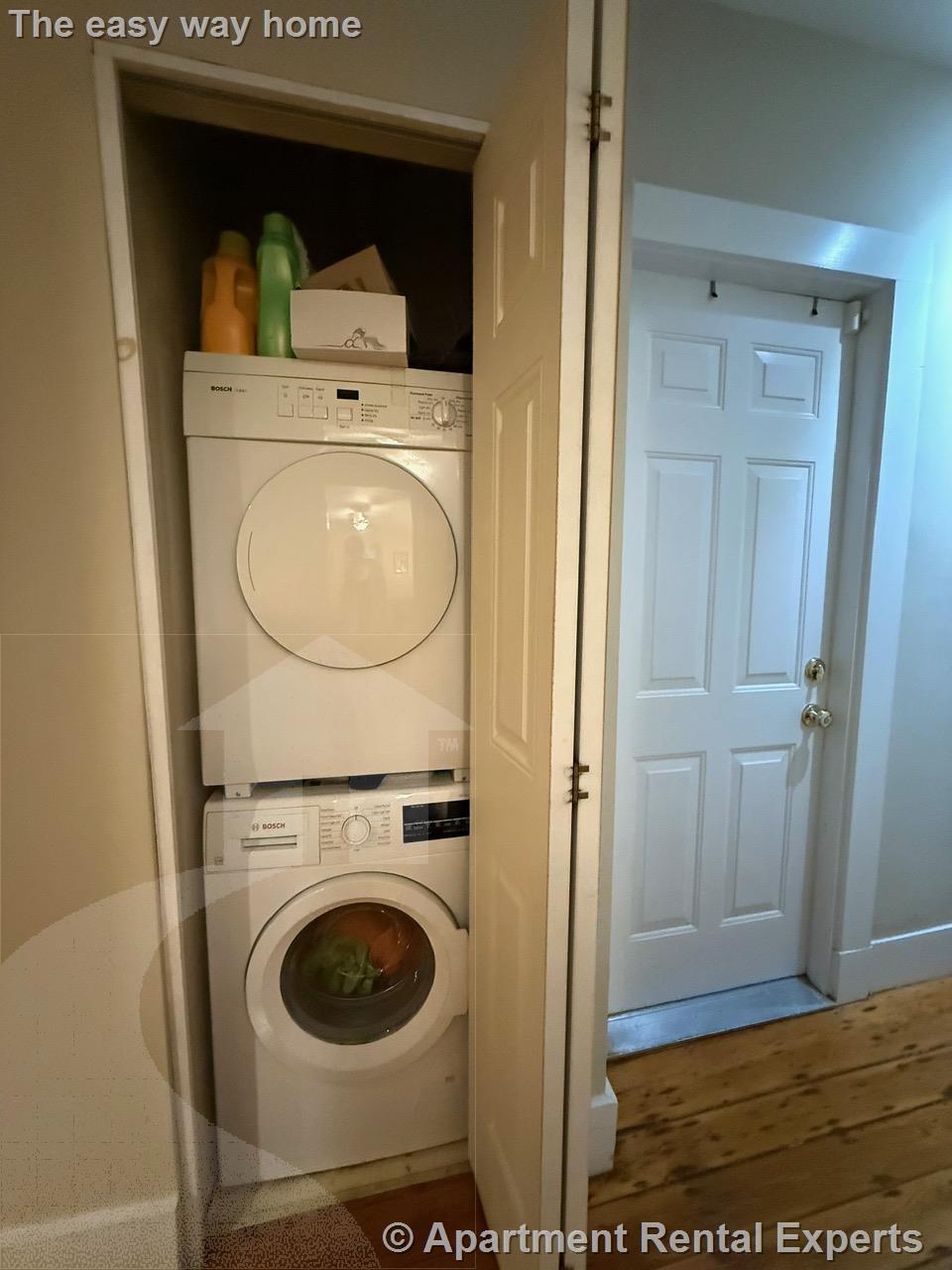 2 bed, 1 bath apartment for rent at 33 Regent St, Porter Square — photo 16 of 19