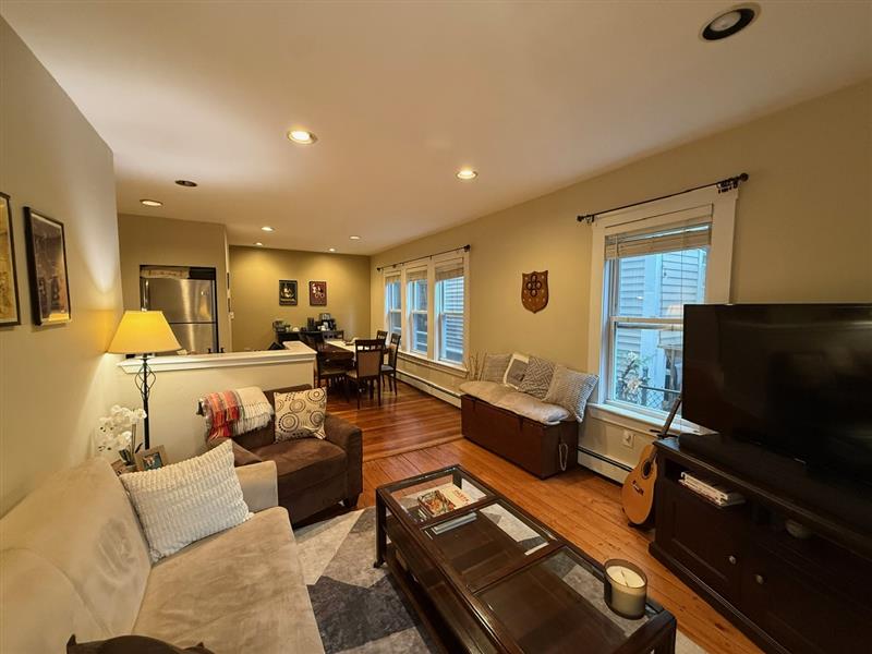 2 bed, 1 bath apartment for rent at 33 Regent St Unit 1, North Cambridge — photo 8 of 19