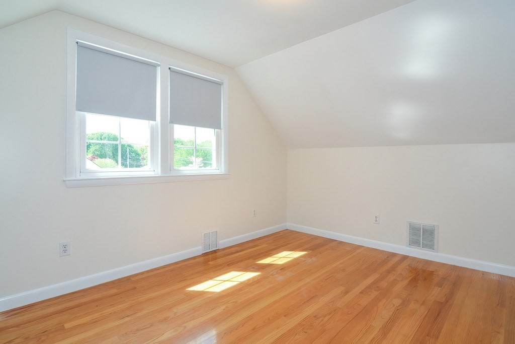 4 bed, 1 bath apartment for rent at 33 Robin Rd, Westborough — photo 29 of 42