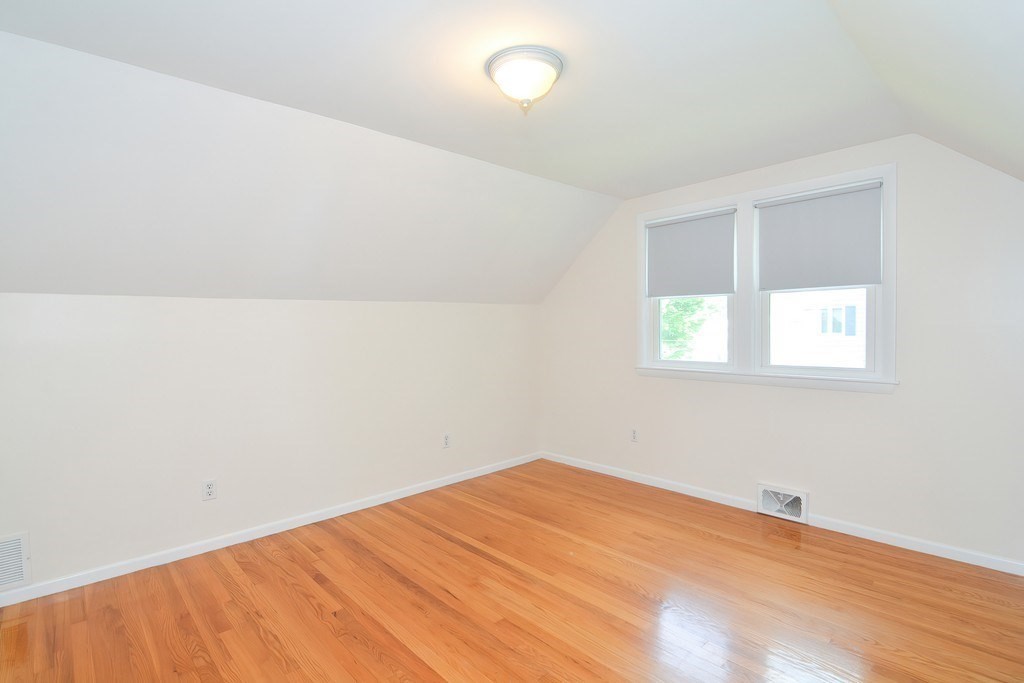 4 bed, 1 bath apartment for rent at 33 Robin Rd, Westborough — photo 33 of 42