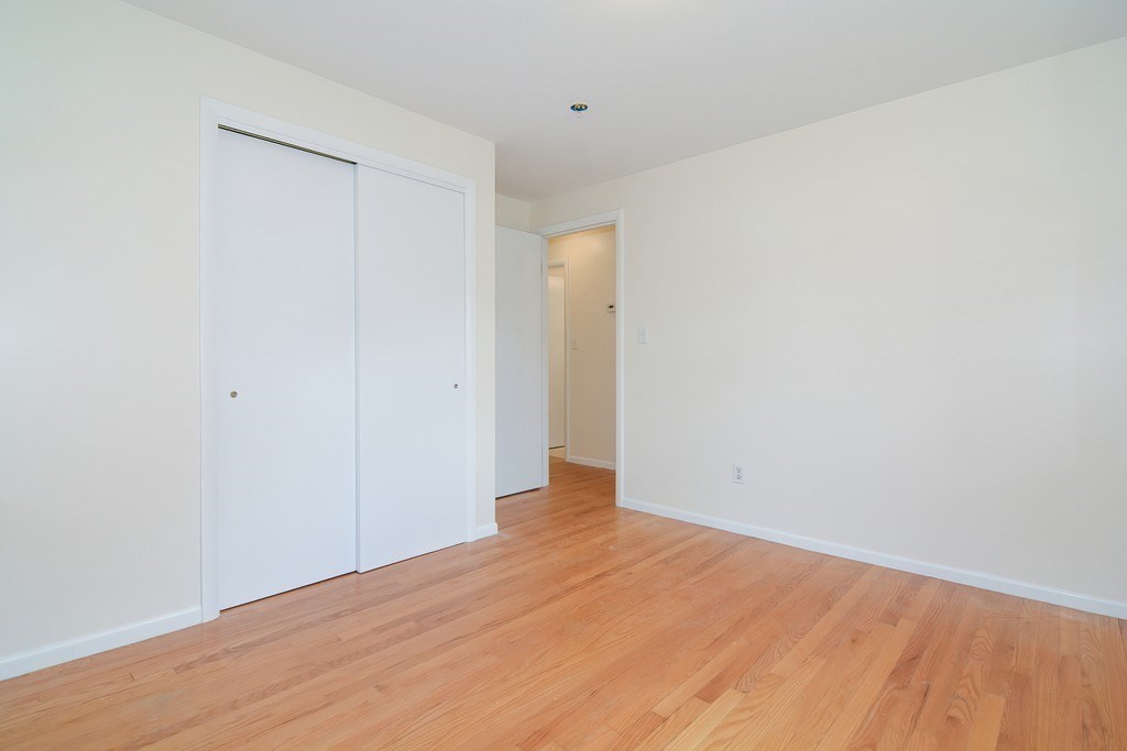 4 bed, 1 bath apartment for rent at 33 Robin Rd, Westborough — photo 27 of 42