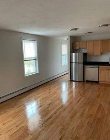 1 bed, 1 bath apartment for rent at 33 Rockland St Unit 8, Canton — photo 3 of 9