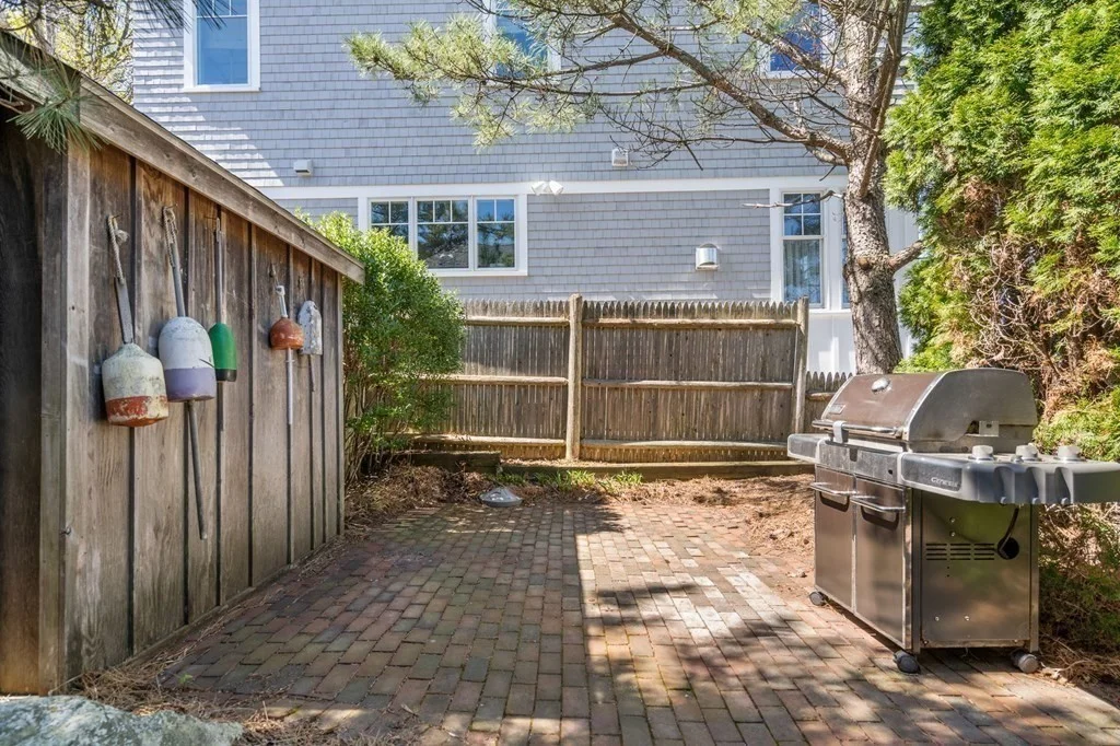 3 bed, 2 bath apartment for rent at 33 Rocky Nook Ave, Kingston — photo 36 of 42