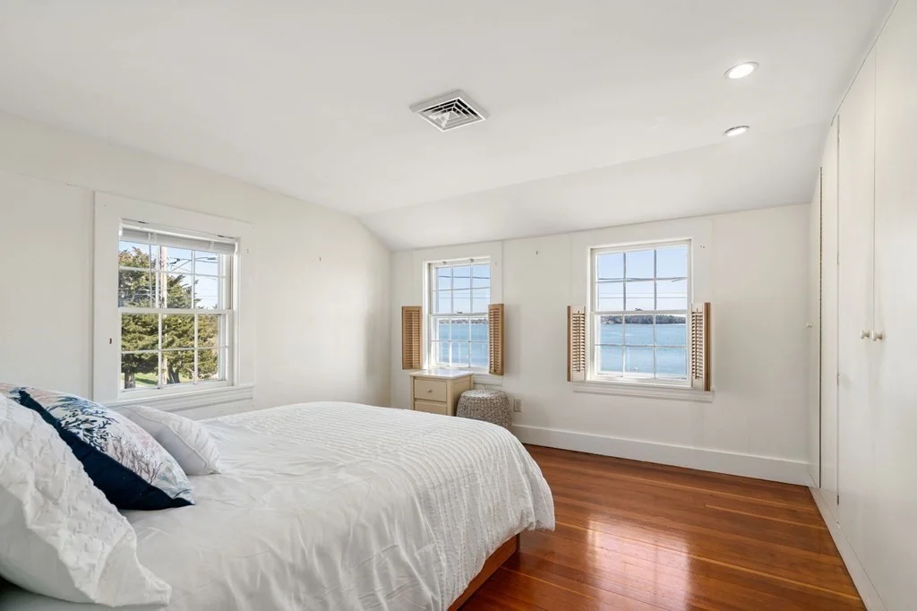 3 bed, 2 bath apartment for rent at 33 Rocky Nook Ave, Kingston — photo 25 of 42