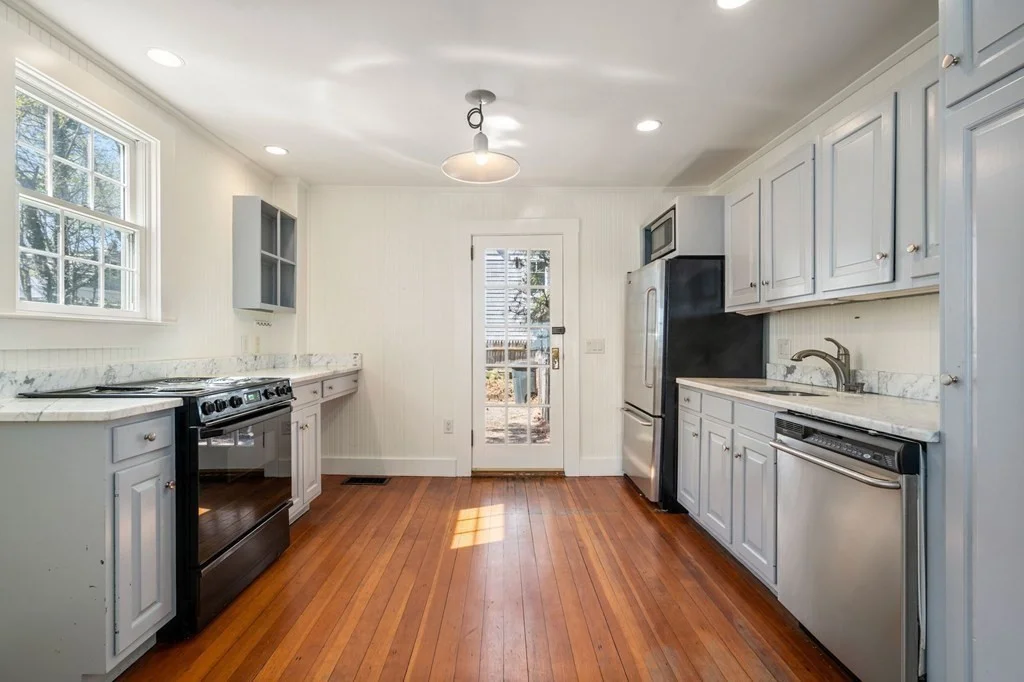 3 bed, 2 bath apartment for rent at 33 Rocky Nook Ave, Kingston — photo 16 of 42