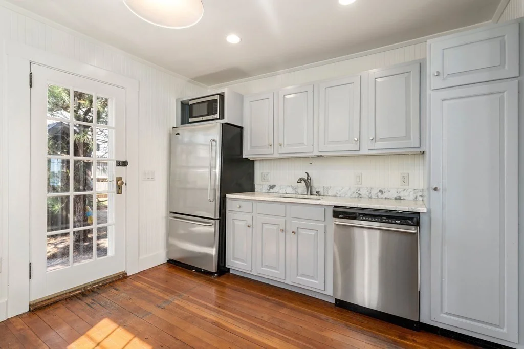 3 bed, 2 bath apartment for rent at 33 Rocky Nook Ave, Kingston — photo 18 of 42