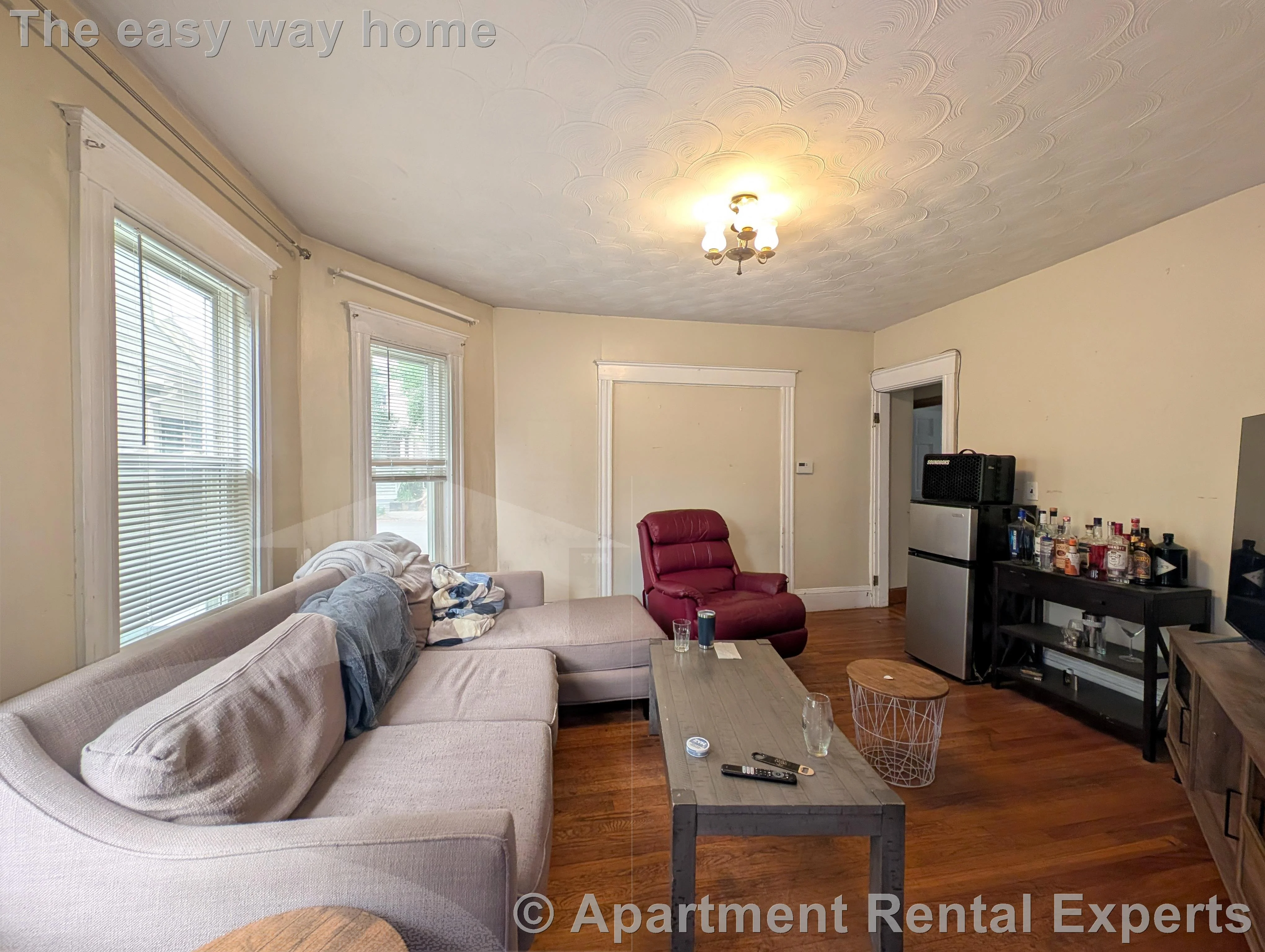 3 bed, 1 bath apartment for rent at 33 Rogers Ave Unit 1, Ball Square — photo 6 of 17