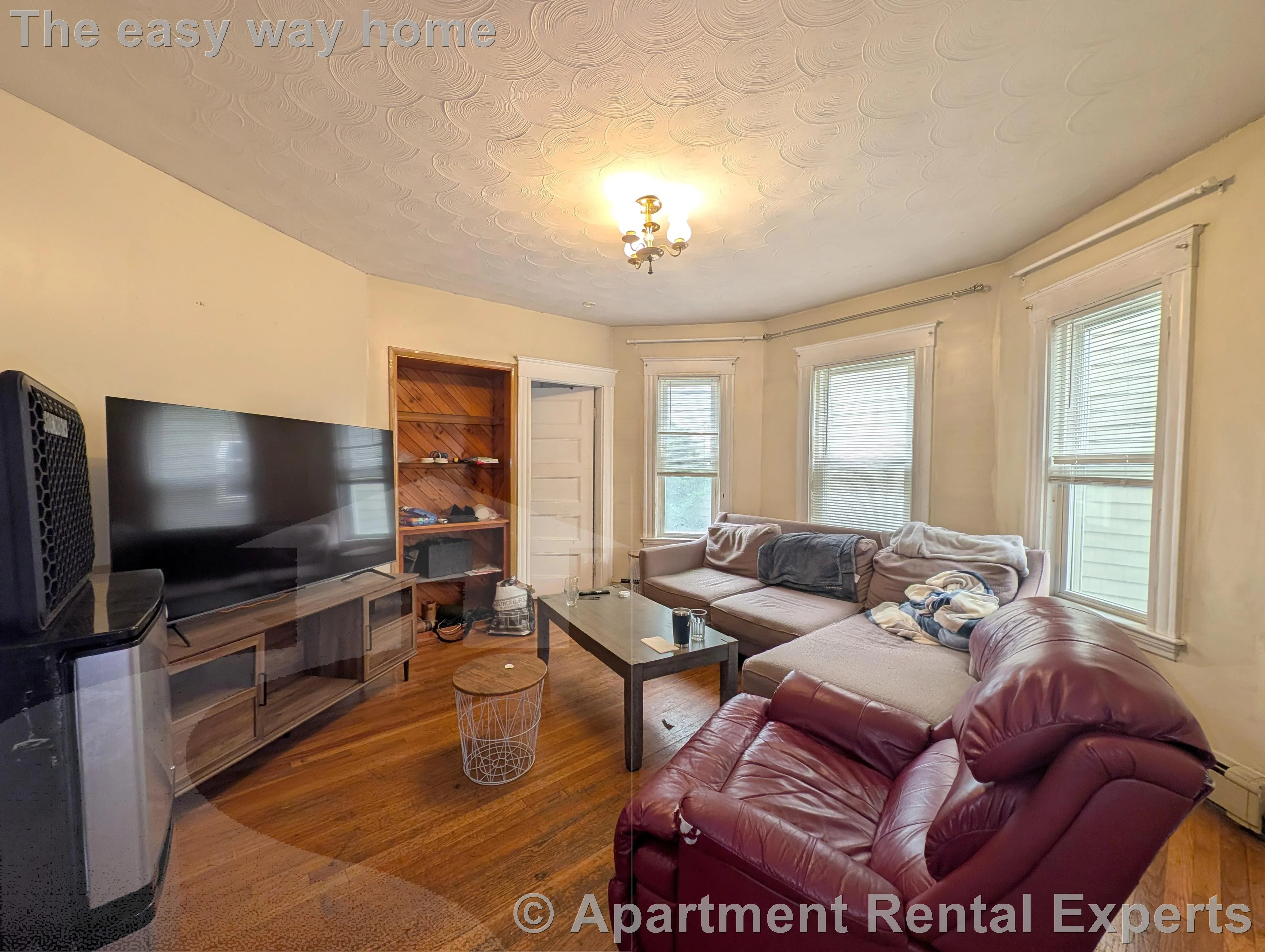 3 bed, 1 bath apartment for rent at 33 Rogers Ave Unit 1, Ball Square — photo 5 of 17
