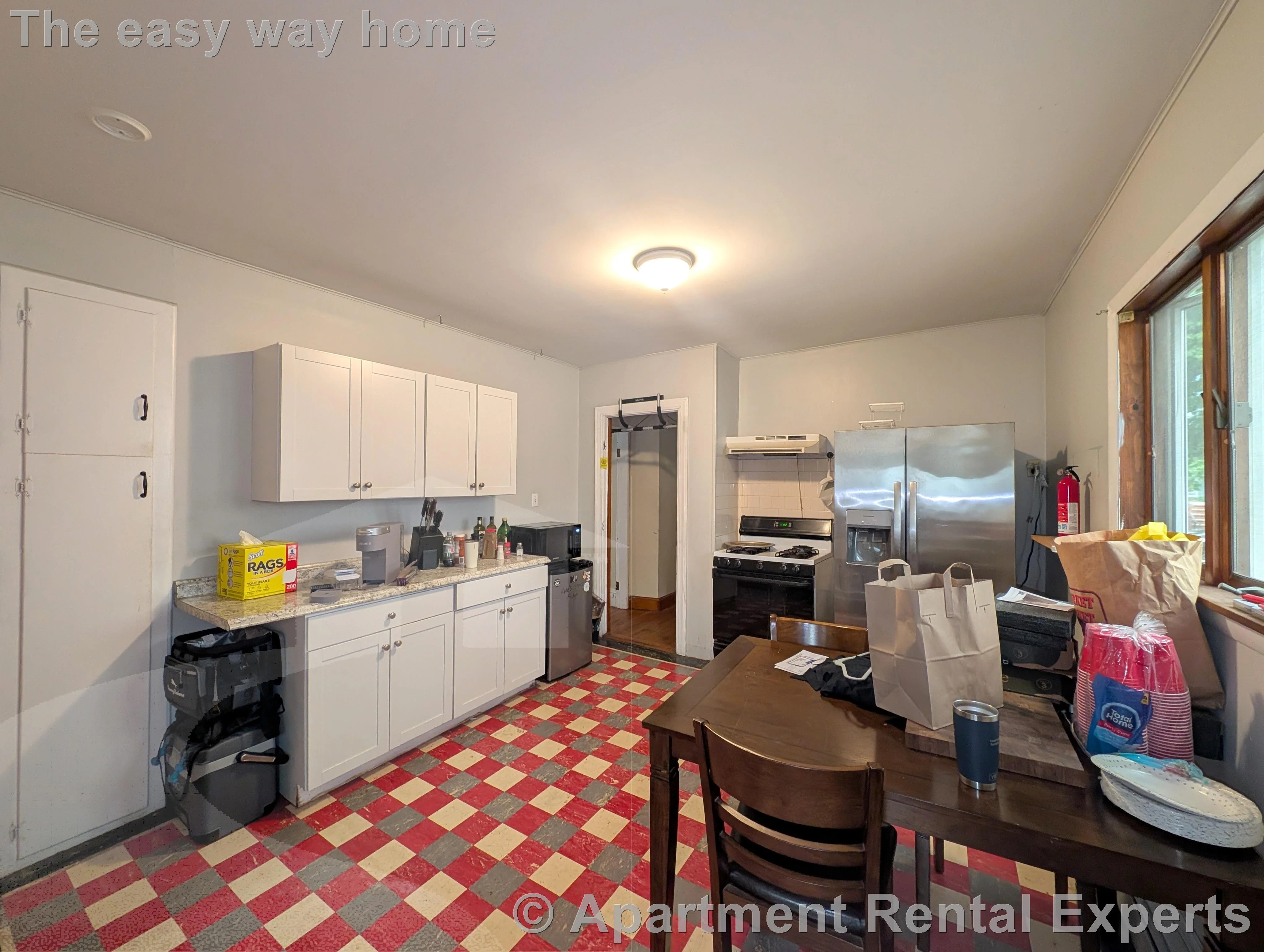 3 bed, 1 bath apartment for rent at 33 Rogers Ave Unit 1, Ball Square — photo 4 of 17