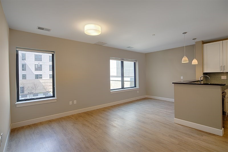 1 bed, 1 bath apartment for rent at 33 Rogers St Unit 417, Kendall Square — photo 1 of 8