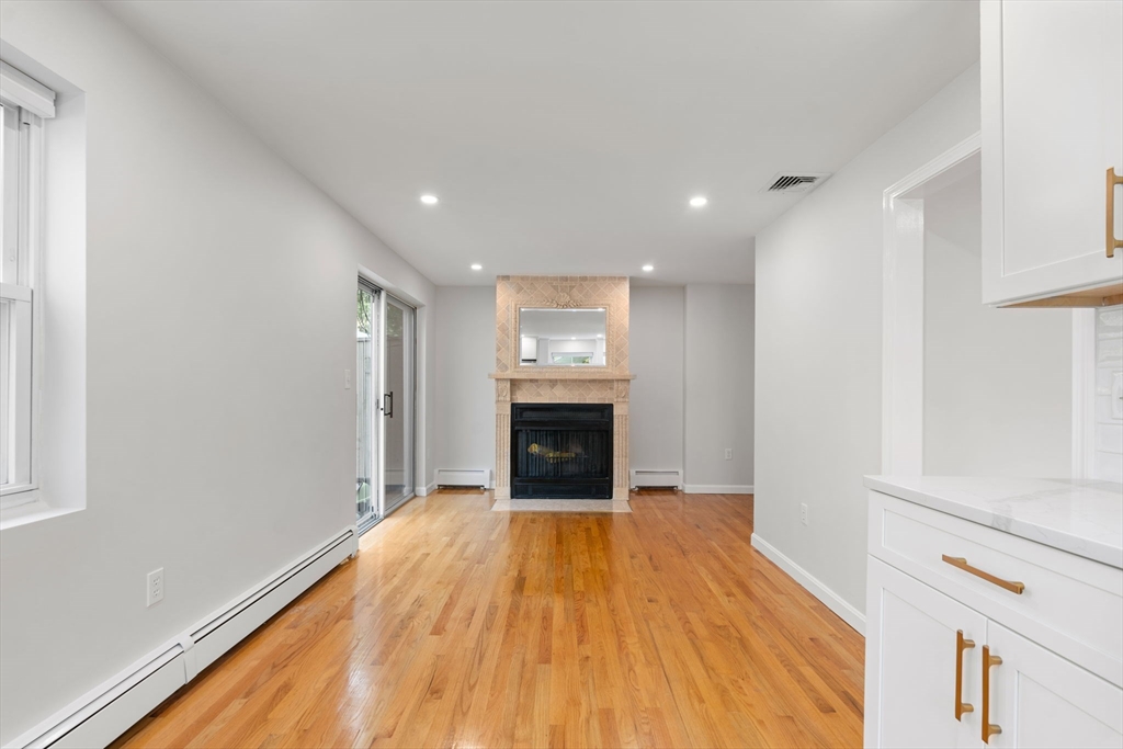 3 bed, 2 bath apartment for rent at 33 Saco St Unit 33, Newton — photo 10 of 22