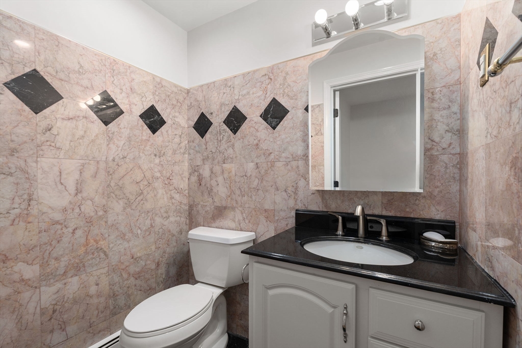 3 bed, 2 bath apartment for rent at 33 Saco St Unit 33, Newton — photo 11 of 22