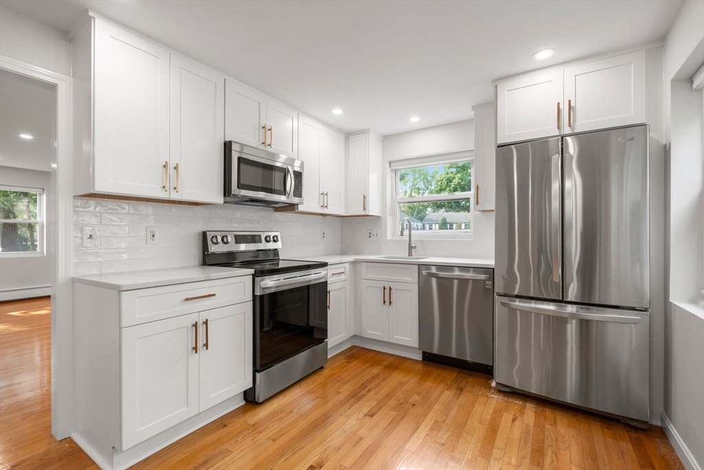 3 bed, 2 bath apartment for rent at 33 Saco St Unit 33, Newton — photo 8 of 22