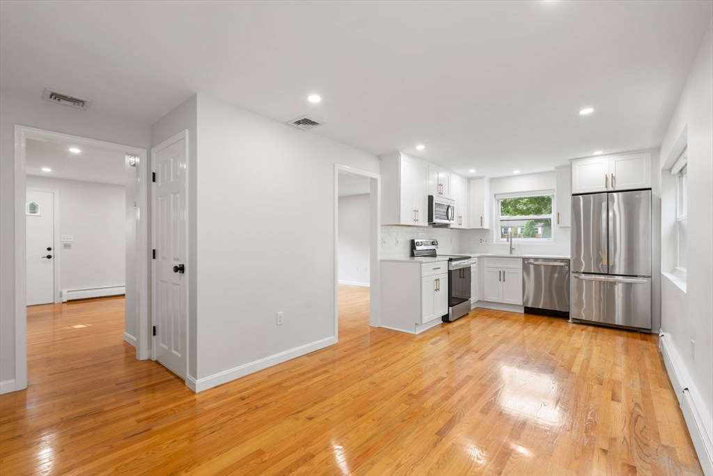 3 bed, 2 bath apartment for rent at 33 Saco St Unit 33, Newton — photo 6 of 22