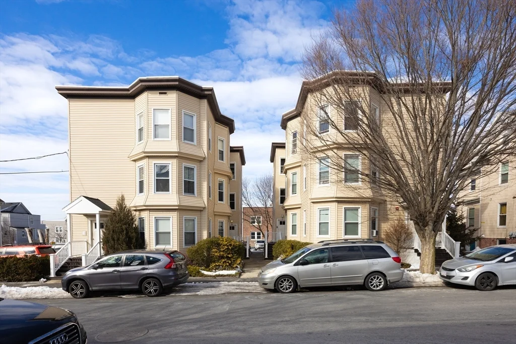 2 bed, 1 bath apartment for rent at 33 Sagamore Unit 1, Lynn — photo 10 of 10